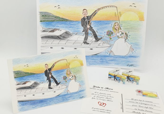 Partecipazione nozze stile cartolina con disegno caricatura fedele di sposo sulla sua barca che pesca la sua sposa.