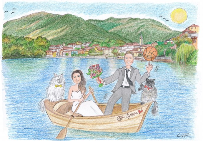 Disegno caricatura fedele di sposi in barca in mezzo al lago di Mergozzo con il paese alle spalle insieme ai loro gatti. La sposa rema mentre lo sposa cerca di rimanere in equilibrio facendo volteggiare una palla da basket.
