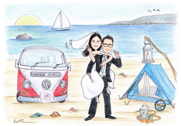 Disegno in stile Loch di sposa che fa il segno di vittoria a cavalcioni sulle spalle dello sposo. Gli sposi sono in spiaggia con la loro tenda, una palla da pallavolo e il furgoncino rosso della volkswagen.